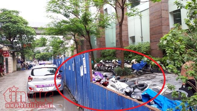 Ngõ 34 Hoàng Cầu (Đống Đa) bị lấn chiếm, nguy hiểm rình rập ảnh 6